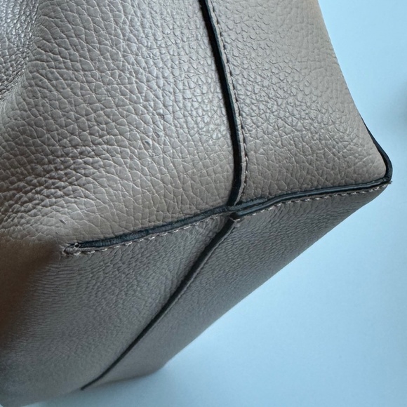 Isabella Rhea Tote - Picture 9 of 11